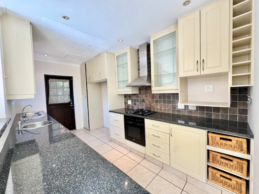 To Let 3 Bedroom Property for Rent in Durban North KwaZulu-Natal