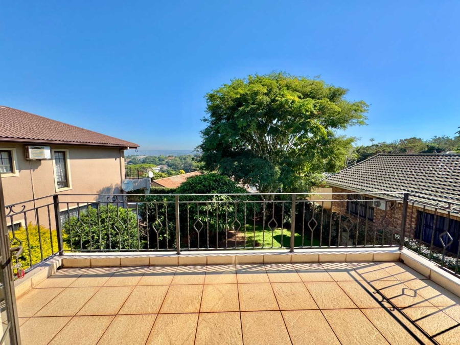 To Let 3 Bedroom Property for Rent in Durban North KwaZulu-Natal