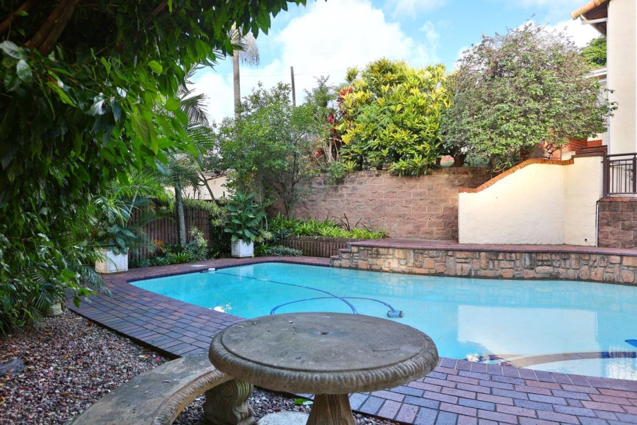 6 Bedroom Property for Sale in Queensburgh KwaZulu-Natal