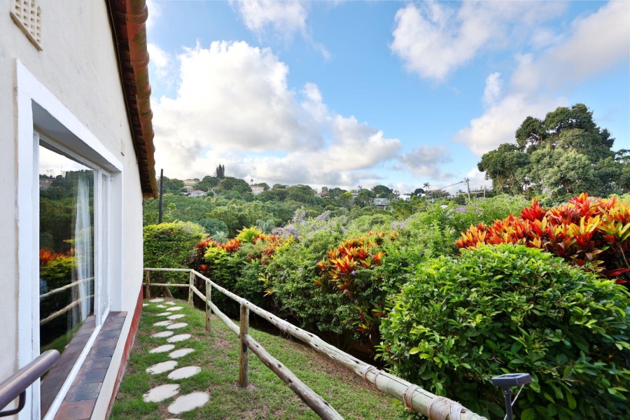 6 Bedroom Property for Sale in Queensburgh KwaZulu-Natal