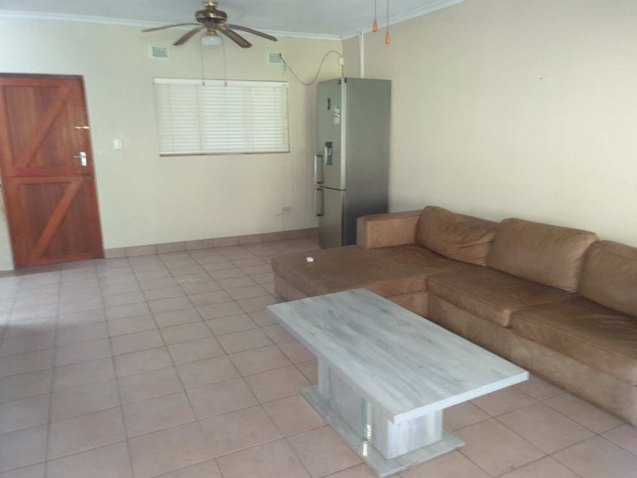 To Let 2 Bedroom Property for Rent in Kloof KwaZulu-Natal