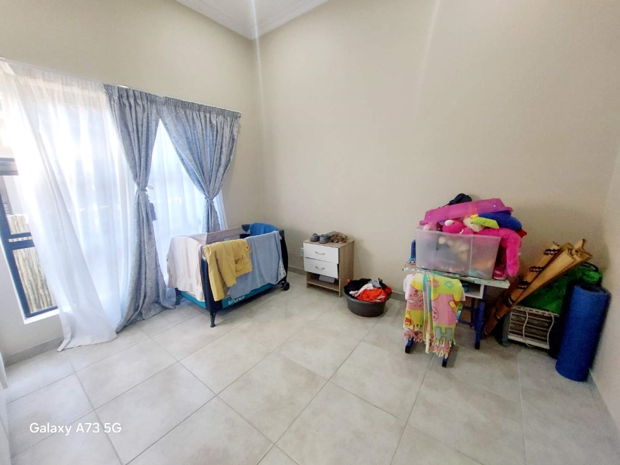 To Let 4 Bedroom Property for Rent in Palm Lakes Estate KwaZulu-Natal