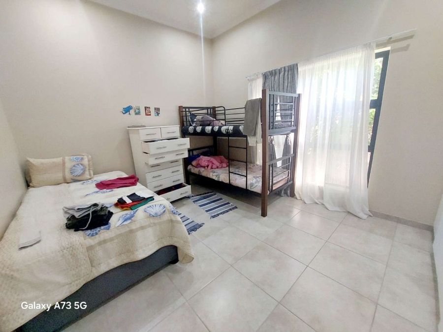 To Let 4 Bedroom Property for Rent in Palm Lakes Estate KwaZulu-Natal