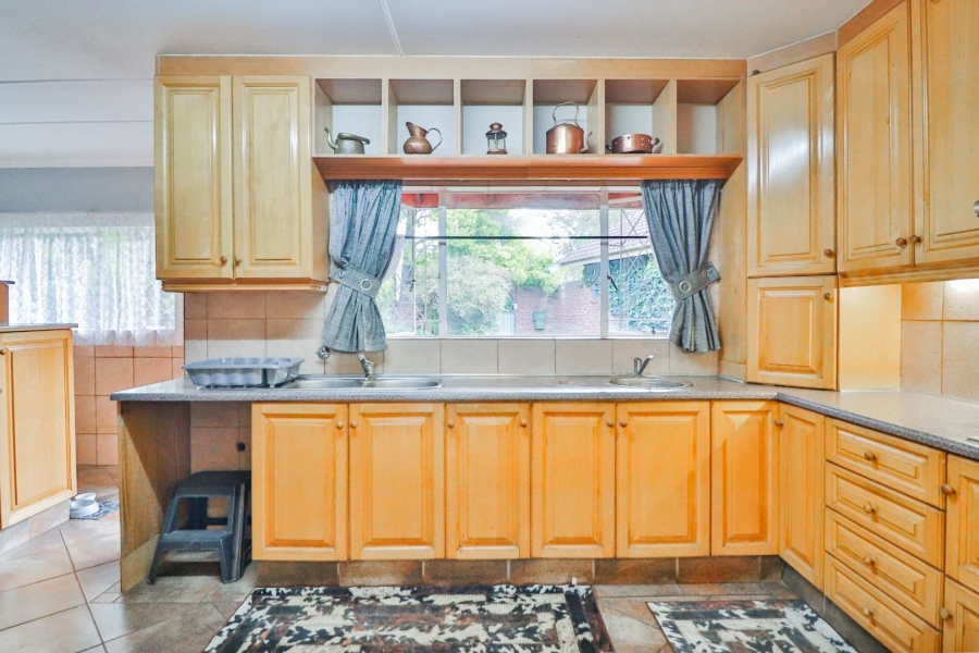 4 Bedroom Property for Sale in Greendale KwaZulu-Natal