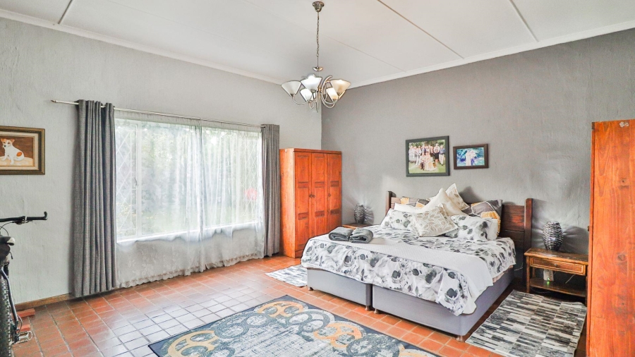 4 Bedroom Property for Sale in Greendale KwaZulu-Natal