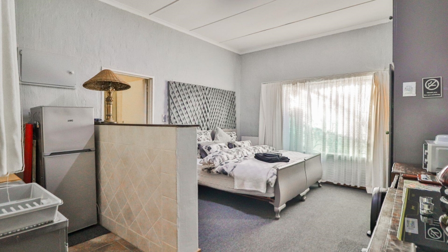 4 Bedroom Property for Sale in Greendale KwaZulu-Natal