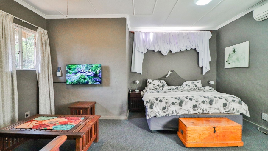 4 Bedroom Property for Sale in Greendale KwaZulu-Natal
