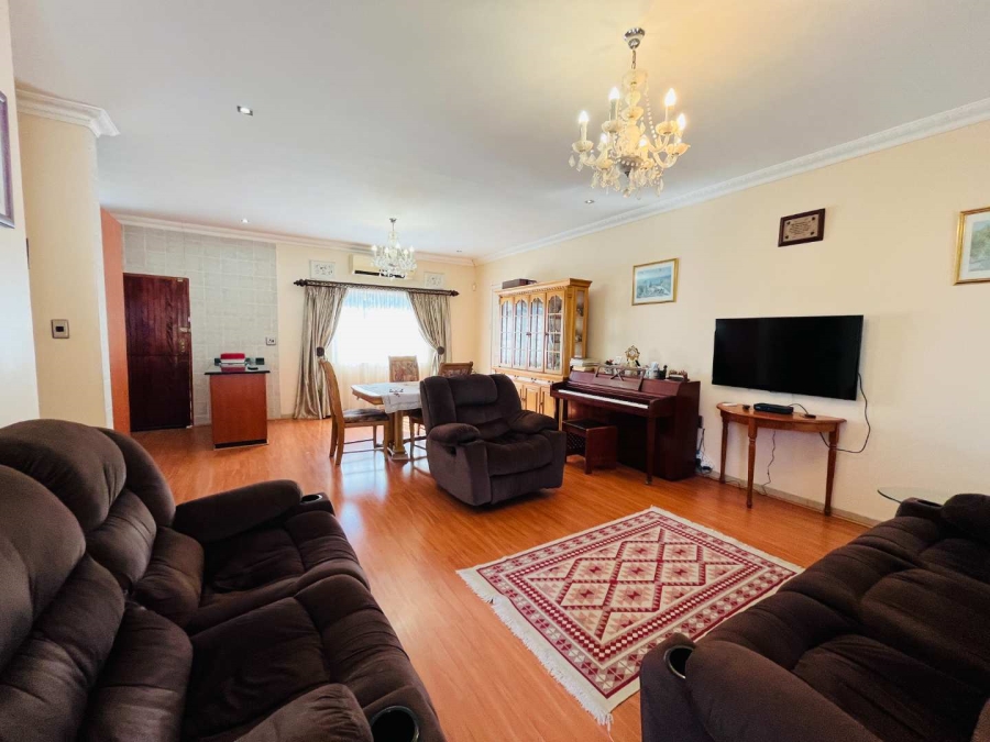 3 Bedroom Property for Sale in Broadway KwaZulu-Natal