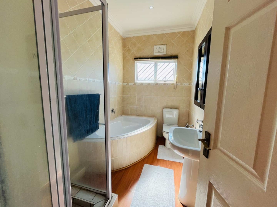 3 Bedroom Property for Sale in Broadway KwaZulu-Natal