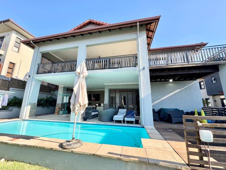 To Let 5 Bedroom Property for Rent in Izinga Ridge KwaZulu-Natal