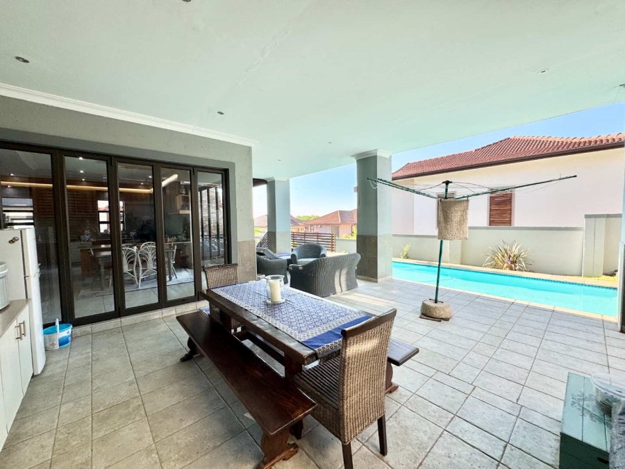 To Let 5 Bedroom Property for Rent in Izinga Ridge KwaZulu-Natal
