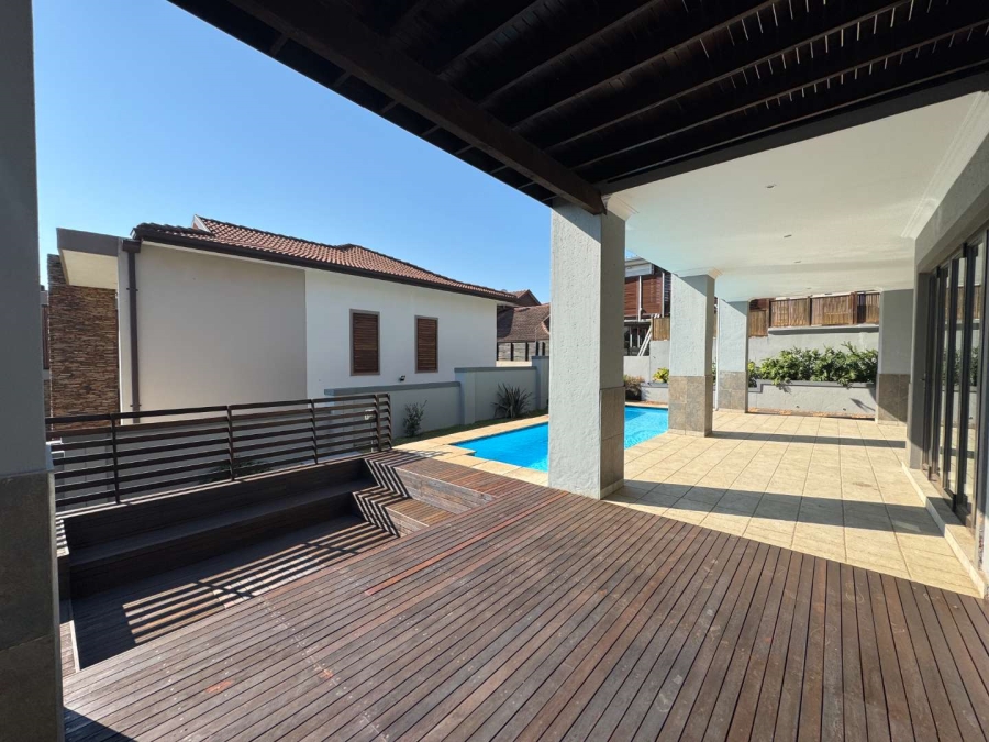 To Let 5 Bedroom Property for Rent in Izinga Ridge KwaZulu-Natal