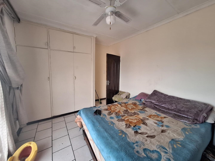 2 Bedroom Property for Sale in Montclair KwaZulu-Natal