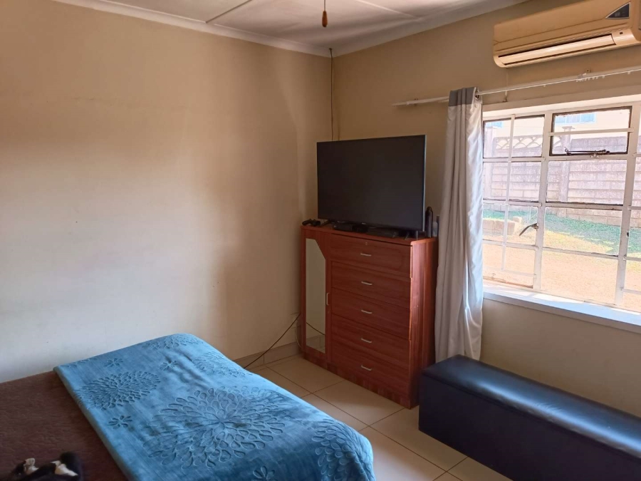 To Let 3 Bedroom Property for Rent in Napierville KwaZulu-Natal