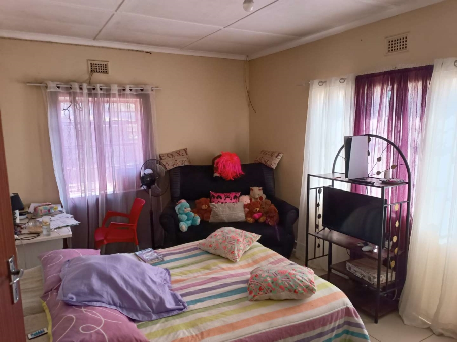 To Let 3 Bedroom Property for Rent in Napierville KwaZulu-Natal