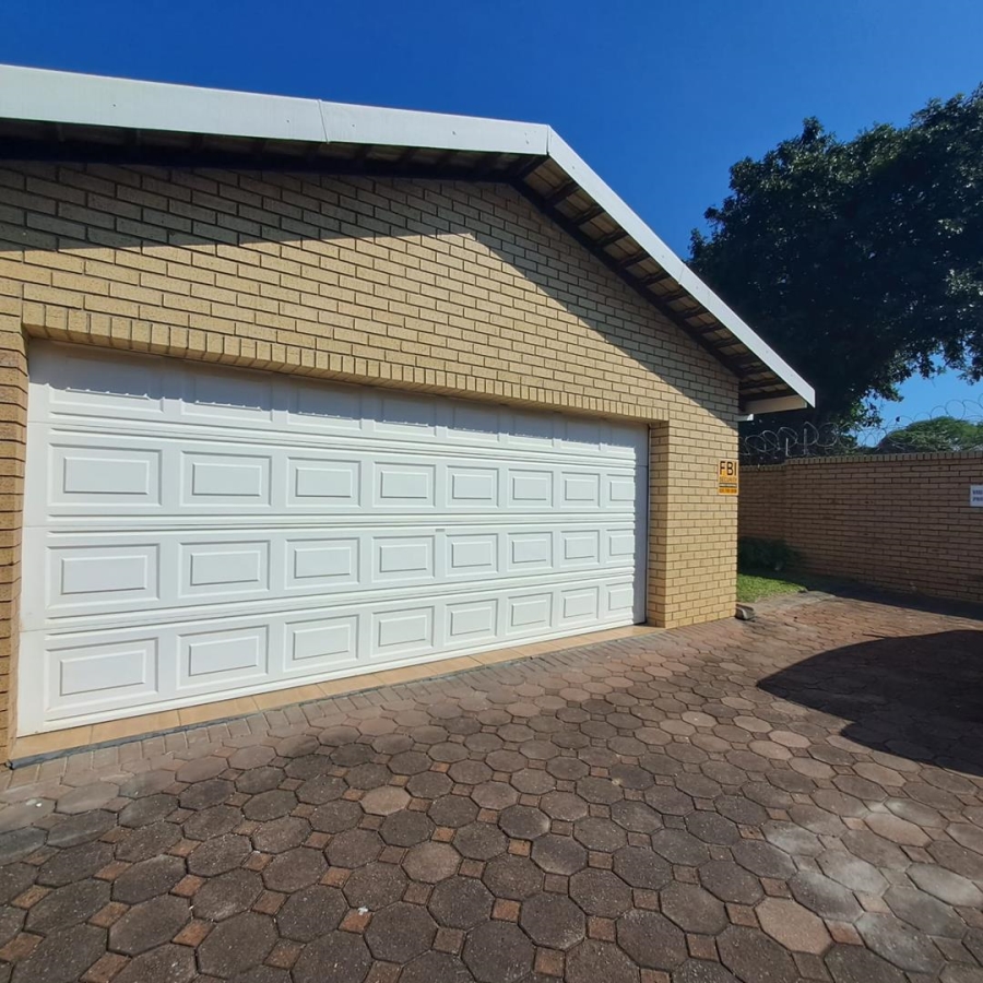 3 Bedroom Property for Sale in Meer En See KwaZulu-Natal