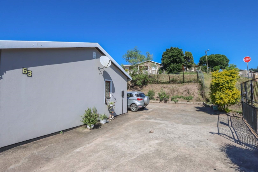 3 Bedroom Property for Sale in Savannah Park KwaZulu-Natal