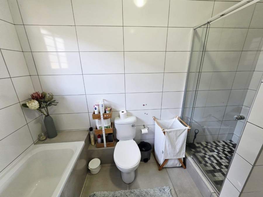 To Let 3 Bedroom Property for Rent in Clifton Park KwaZulu-Natal