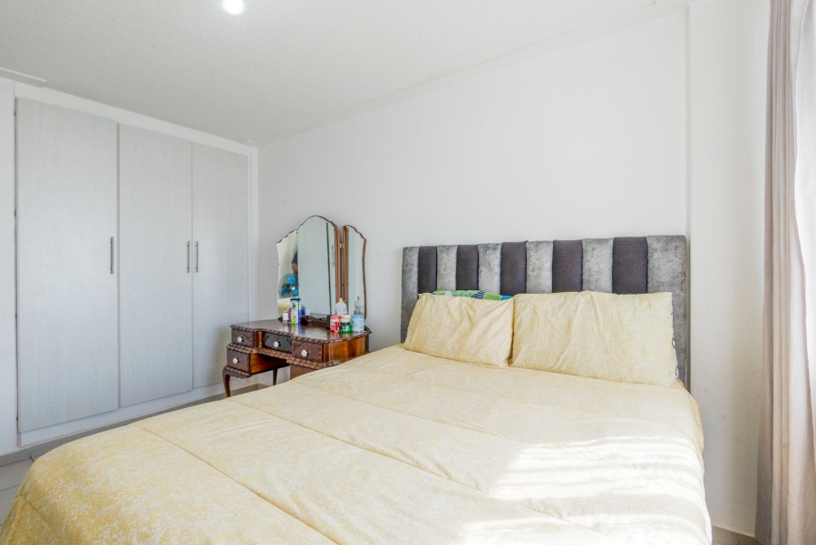 2 Bedroom Property for Sale in Amanzimtoti KwaZulu-Natal