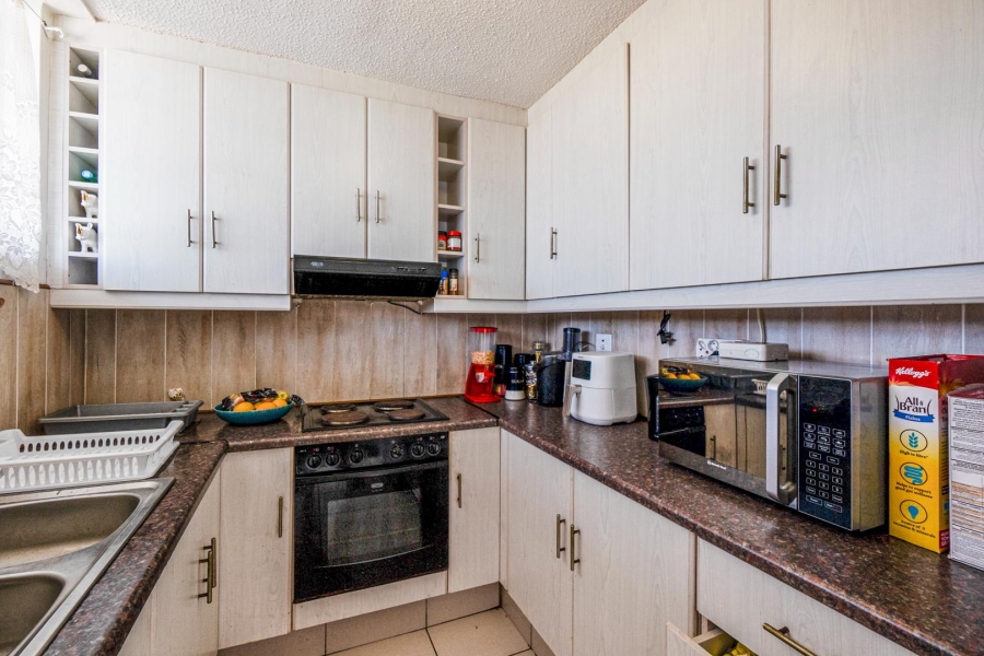 2 Bedroom Property for Sale in Amanzimtoti KwaZulu-Natal