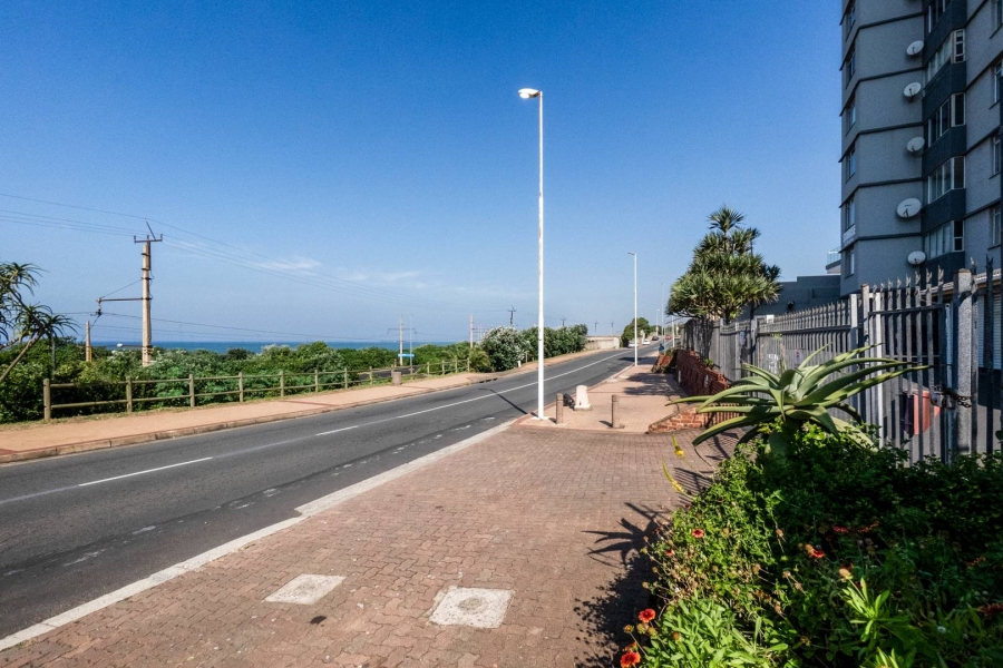 2 Bedroom Property for Sale in Amanzimtoti KwaZulu-Natal