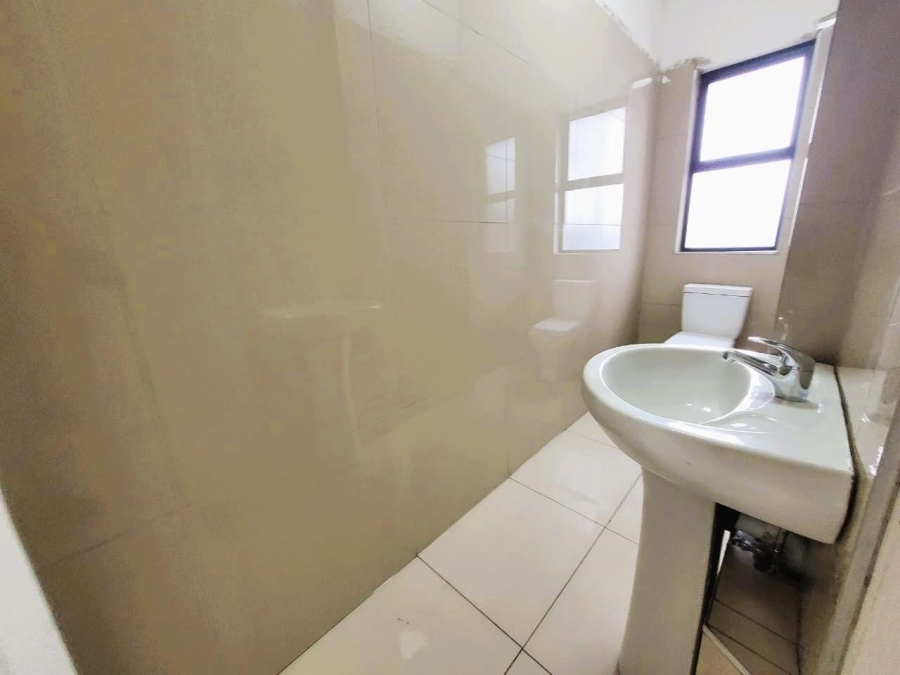 Commercial Property for Sale in Westridge KwaZulu-Natal