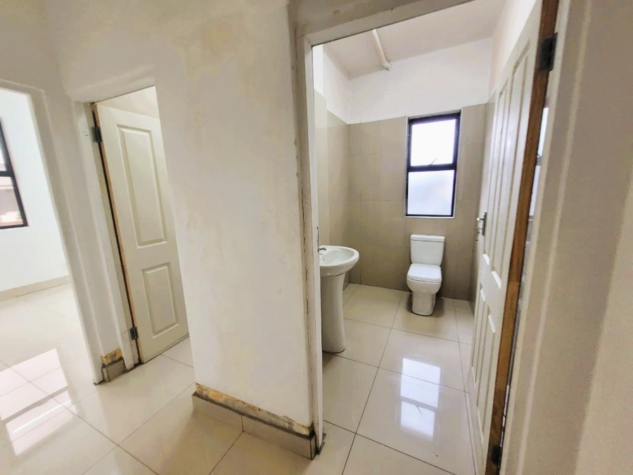 Commercial Property for Sale in Westridge KwaZulu-Natal