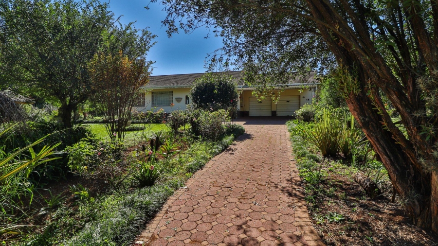 3 Bedroom Property for Sale in Greendale KwaZulu-Natal