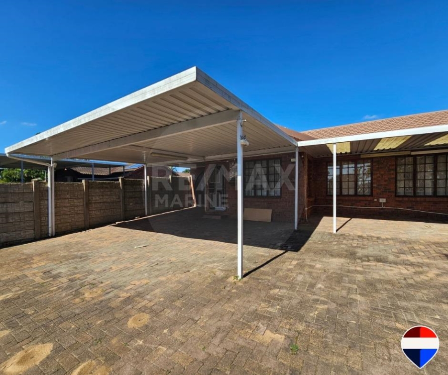 To Let 3 Bedroom Property for Rent in Birdswood KwaZulu-Natal