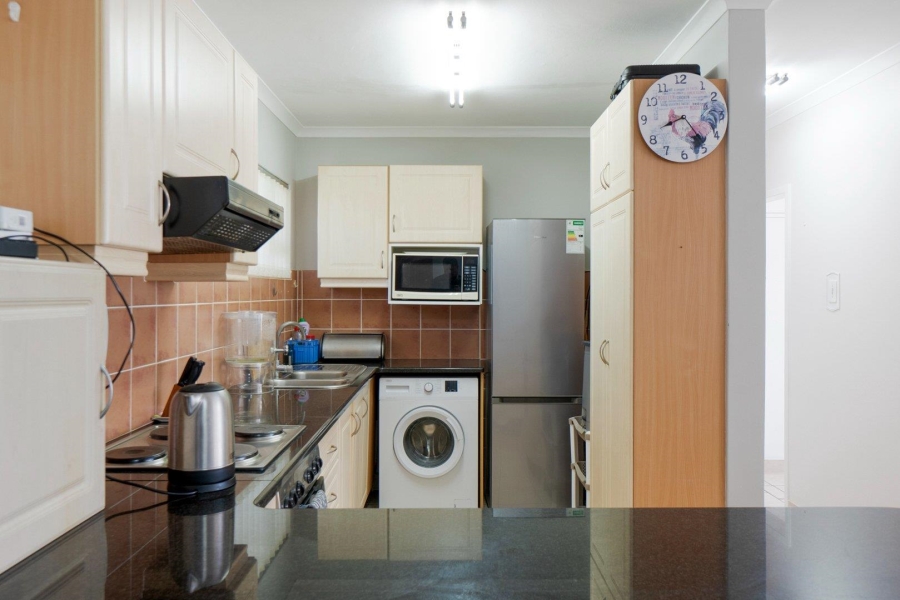 2 Bedroom Property for Sale in Amanzimtoti KwaZulu-Natal