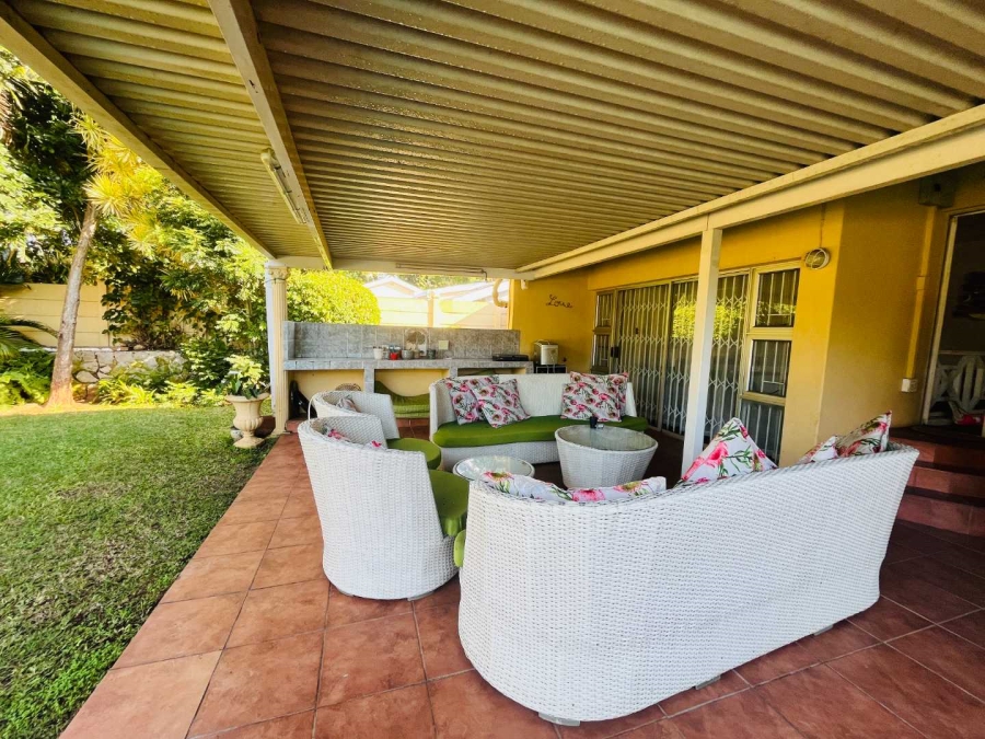 To Let 3 Bedroom Property for Rent in La Lucia KwaZulu-Natal