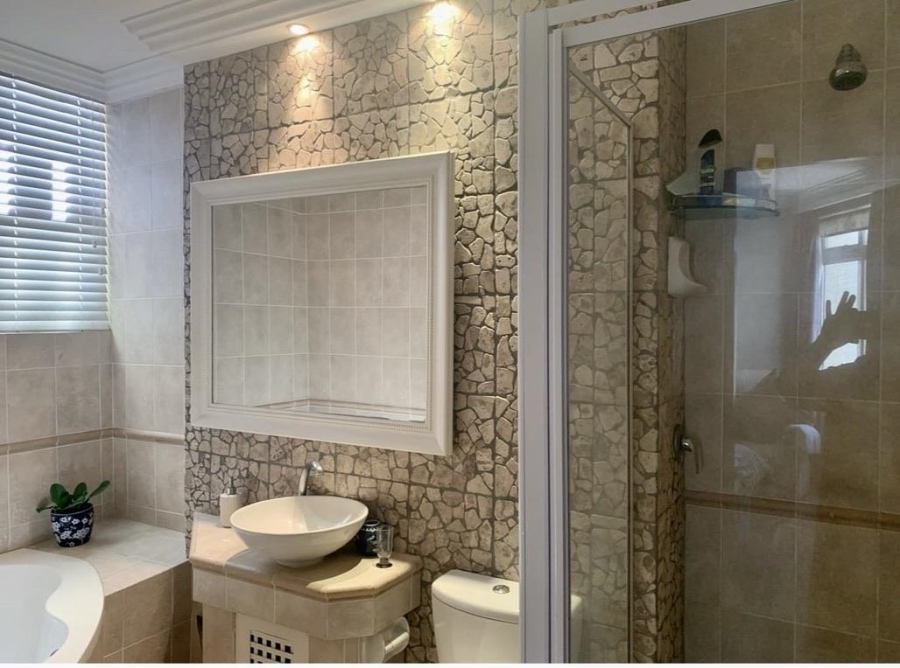 To Let 3 Bedroom Property for Rent in Umhlanga KwaZulu-Natal