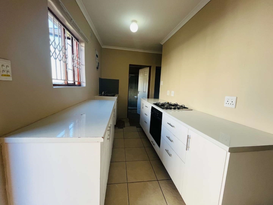 To Let 2 Bedroom Property for Rent in Durban North KwaZulu-Natal