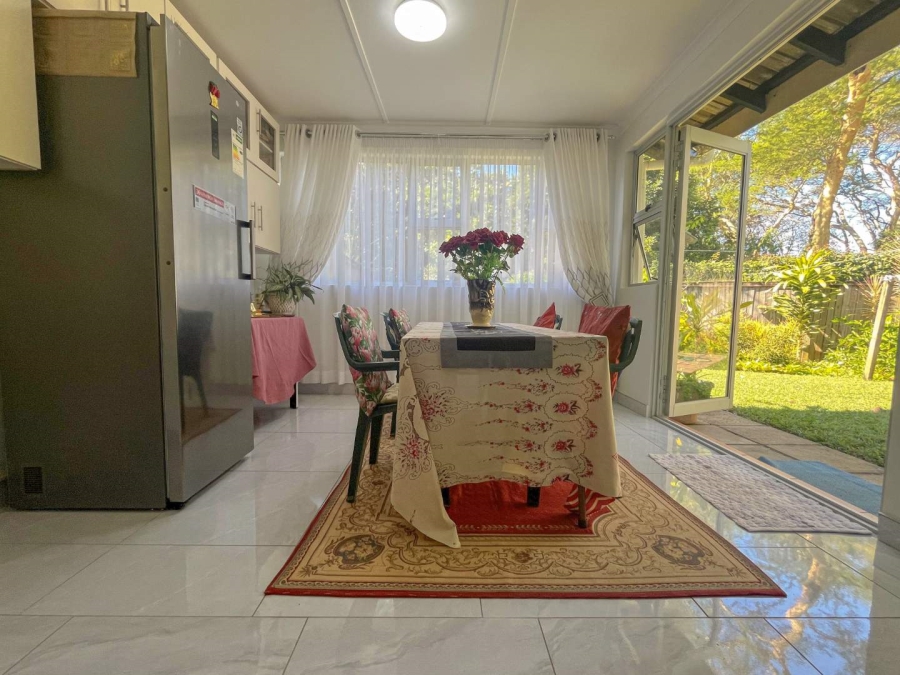 2 Bedroom Property for Sale in Sunningdale KwaZulu-Natal