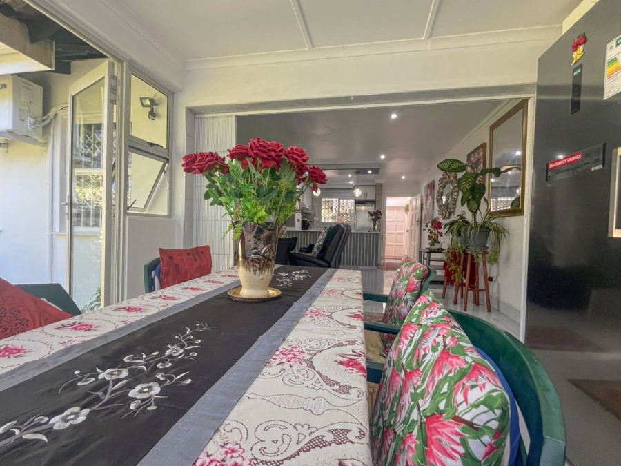 2 Bedroom Property for Sale in Sunningdale KwaZulu-Natal