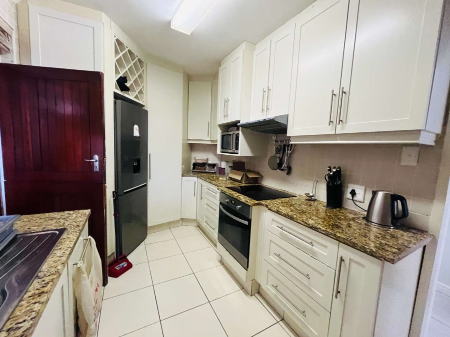To Let 3 Bedroom Property for Rent in Umhlanga KwaZulu-Natal