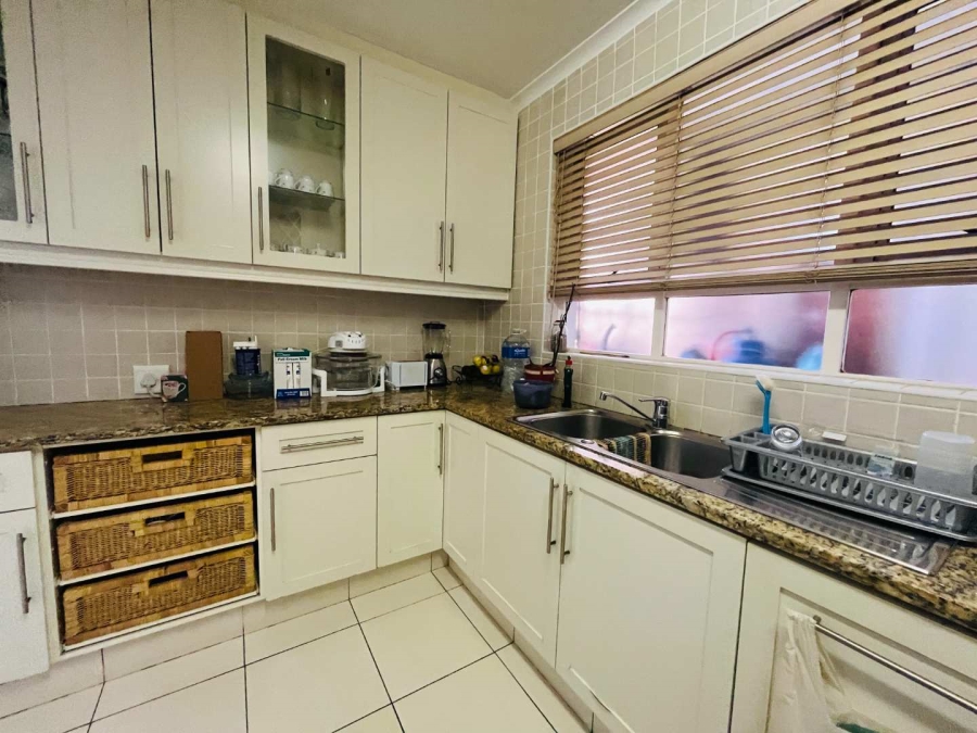 To Let 3 Bedroom Property for Rent in Umhlanga KwaZulu-Natal