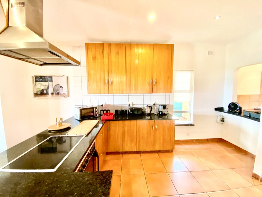 To Let 3 Bedroom Property for Rent in Umdloti KwaZulu-Natal