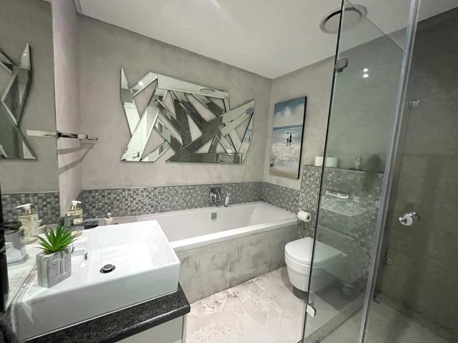 2 Bedroom Property for Sale in Umhlanga Ridge KwaZulu-Natal