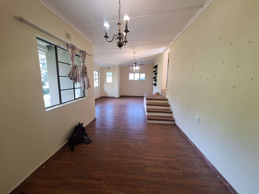 3 Bedroom Property for Sale in Kloof KwaZulu-Natal