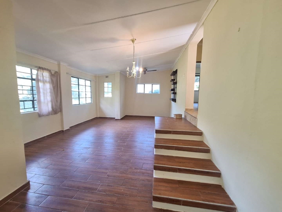 3 Bedroom Property for Sale in Kloof KwaZulu-Natal