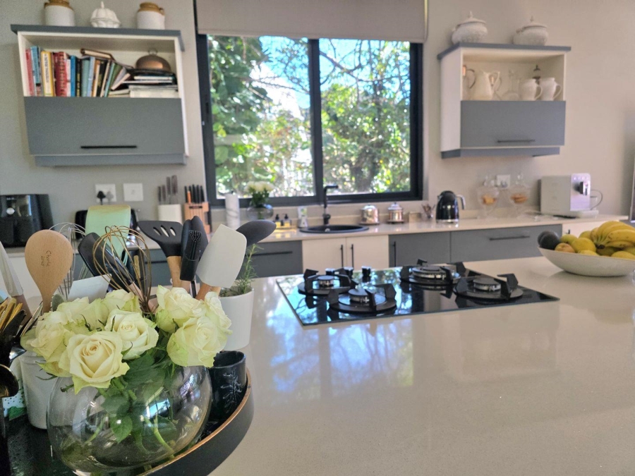 4 Bedroom Property for Sale in Kloof KwaZulu-Natal