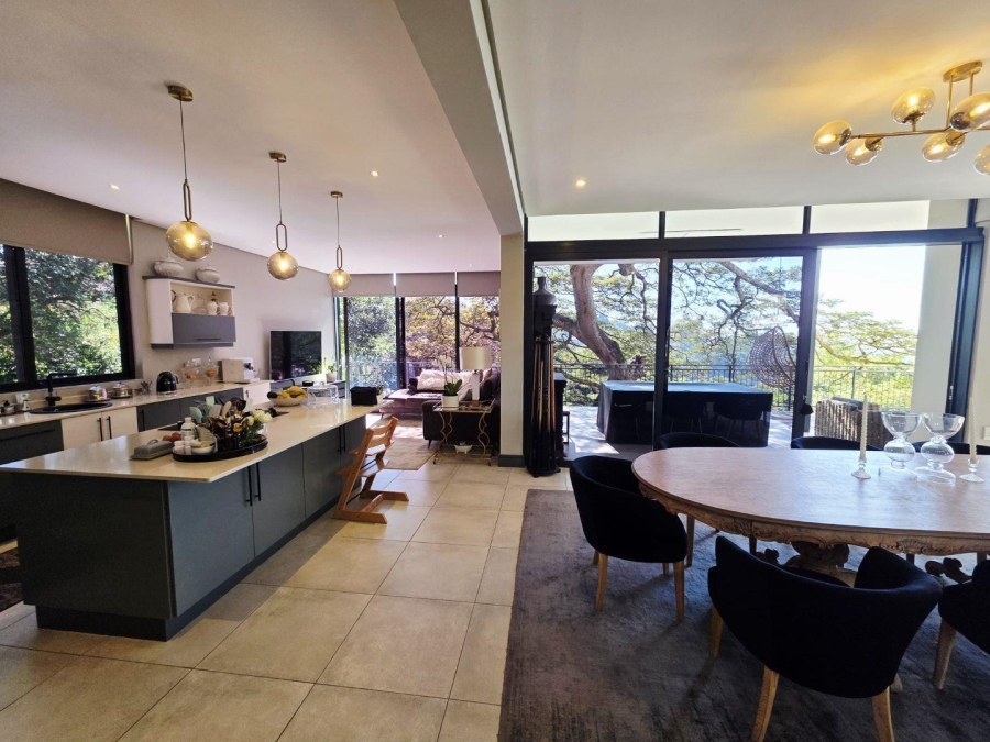 4 Bedroom Property for Sale in Kloof KwaZulu-Natal