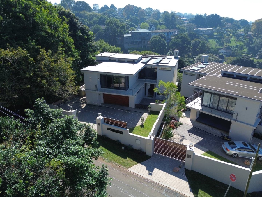 4 Bedroom Property for Sale in Kloof KwaZulu-Natal