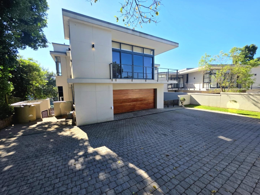 4 Bedroom Property for Sale in Kloof KwaZulu-Natal