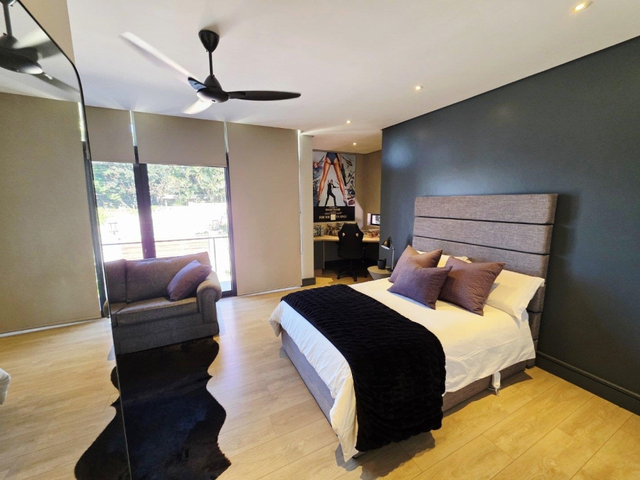 4 Bedroom Property for Sale in Kloof KwaZulu-Natal
