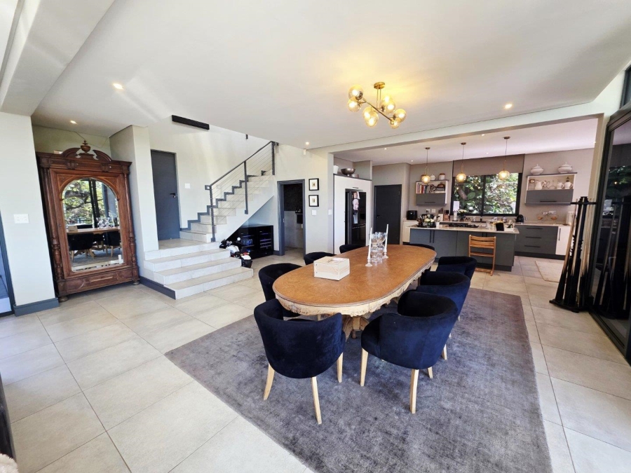 4 Bedroom Property for Sale in Kloof KwaZulu-Natal