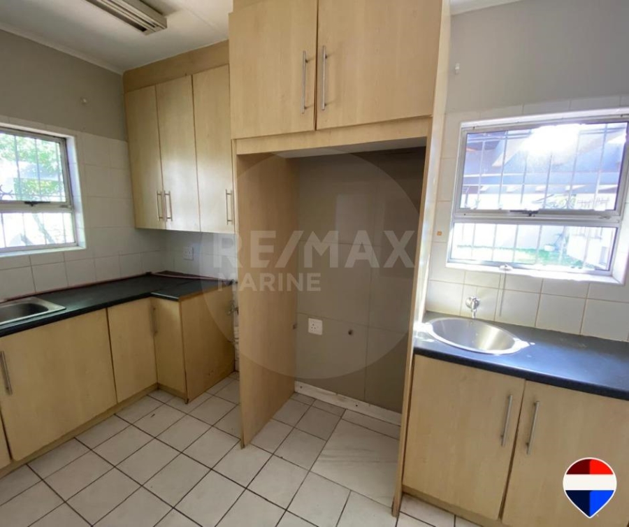 To Let 4 Bedroom Property for Rent in Meer En See KwaZulu-Natal