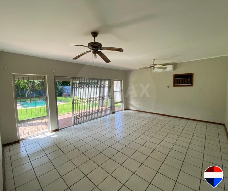 To Let 4 Bedroom Property for Rent in Meer En See KwaZulu-Natal