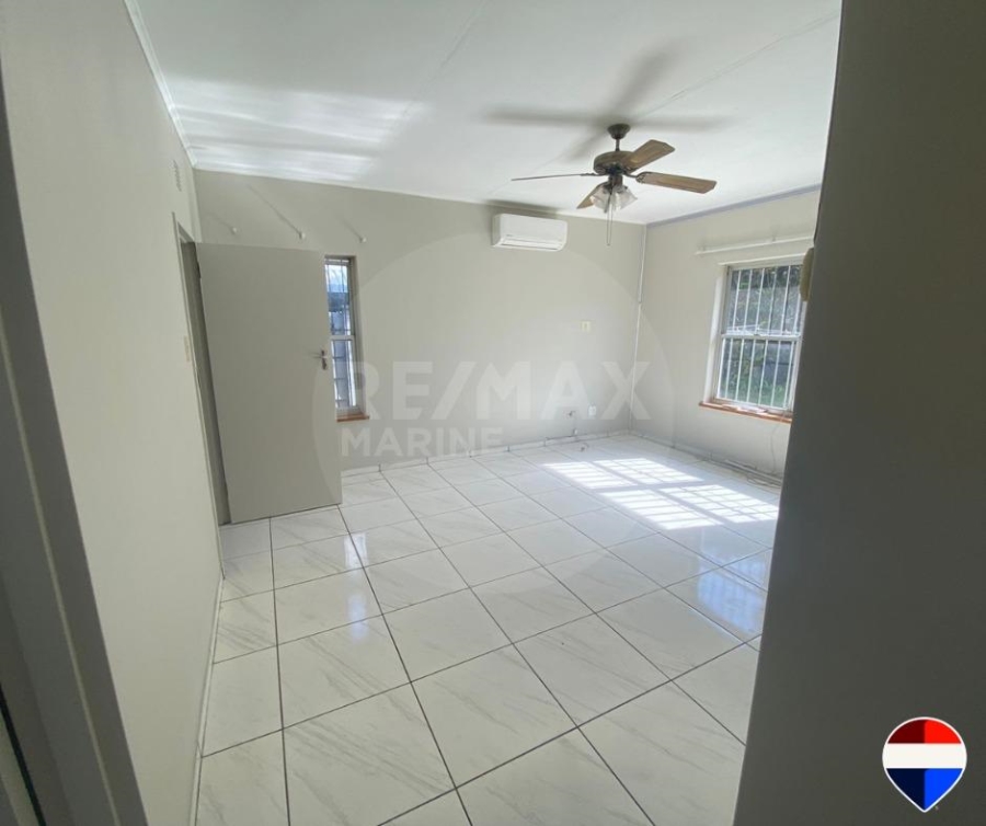 To Let 4 Bedroom Property for Rent in Meer En See KwaZulu-Natal